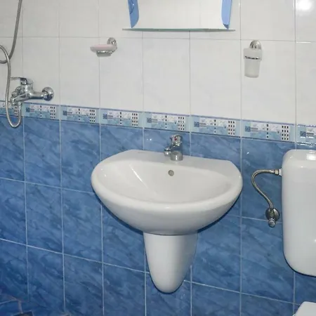 בית נופש Five-bedroom Holiday In *