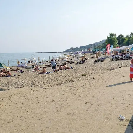 Five-bedroom Holiday In Holiday home Kosharitsa