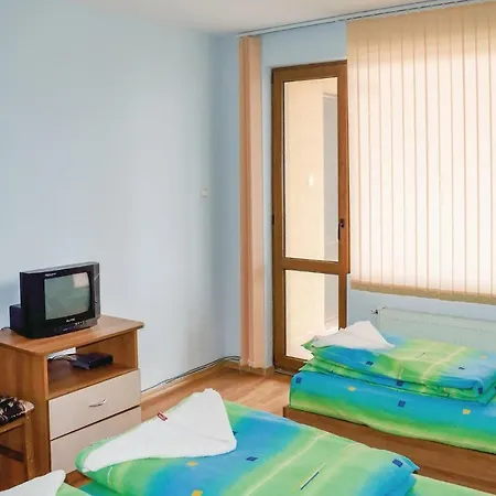 Five-bedroom Holiday In * Kosharitsa