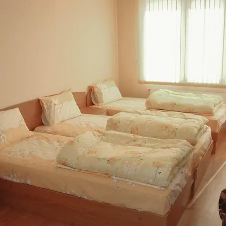 Five-bedroom Holiday In