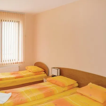 Five-bedroom Holiday In * Kosharitsa