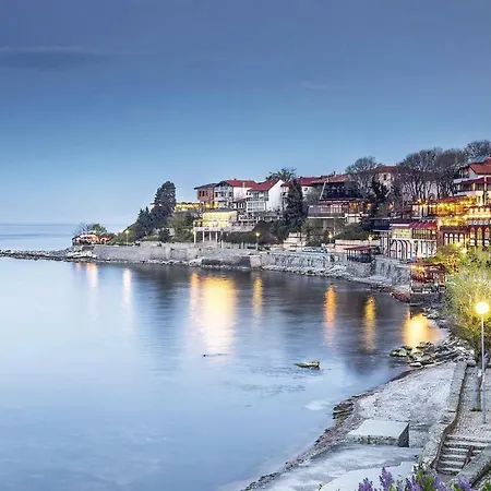 Five-bedroom Holiday In Kosharitsa